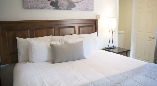 Номер Deluxe Banff Boundary Lodge