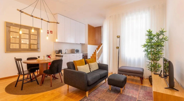 Коттедж Cosy 4 in Oporto With 2 Bedrooms and 1 Bathrooms