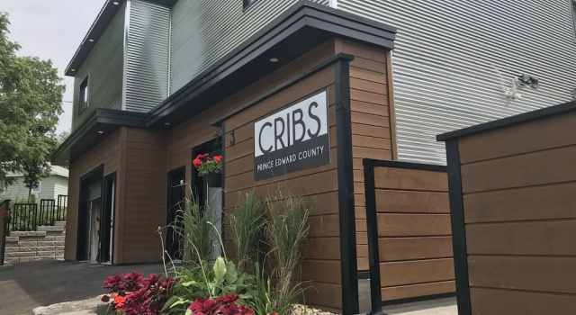 Cribs On The Hill