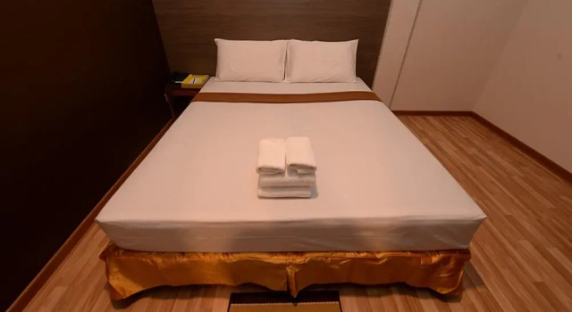 Полулюкс Min Nandar Garden Hotel