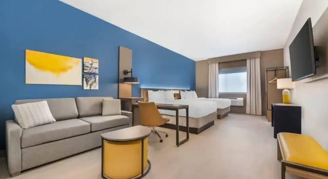 Люкс Comfort Inn & Suites Orlando Sanford Airport