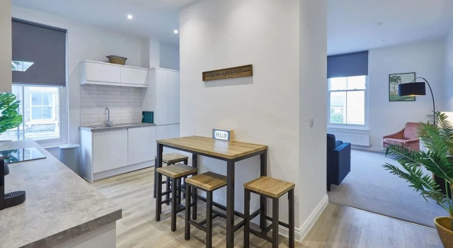 Коттедж Host & Stay - Cornerhouse Apartments