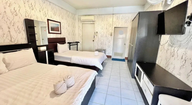 Трёхместный номер Standard Jamjuree Place