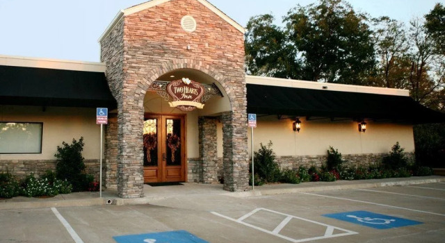 Two Hearts Inn