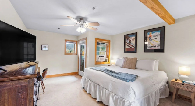 La Riva Del Lago Unit 204, Rezerwuj Apartament Hotele w Vail Ski z parkingiem, Parking
