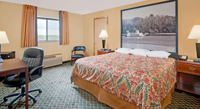 Двухместный номер Standard Super 8 by Wyndham Iowa Falls