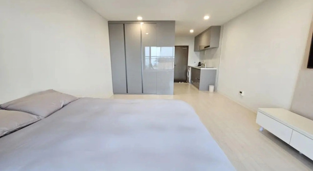 Пятиместный люкс с 2 комнатами Jeju Hill Hotel