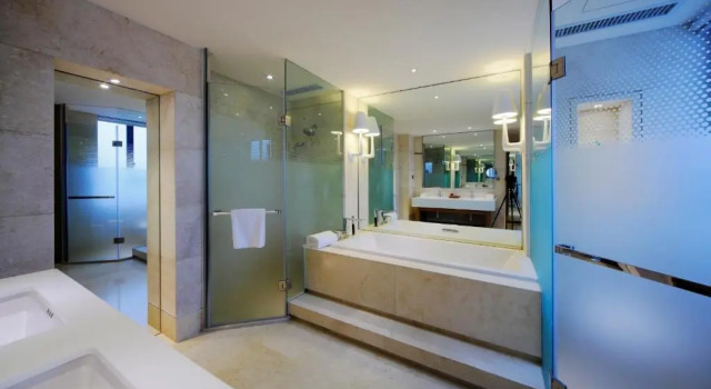 Номер Standard с видом на реку DW Hotel