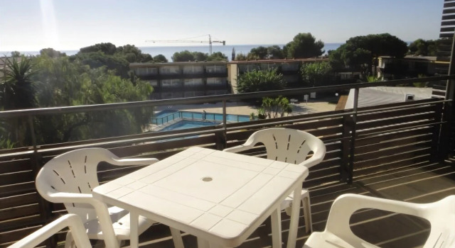 Apartamentos Comtat-Sant-Jordi-46-M, Rezerwuj Apartament Hotele w Gironès z parkingiem, Parking