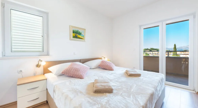 Апартаменты Superior Apartments Rilovic, City and Sea view apartments
