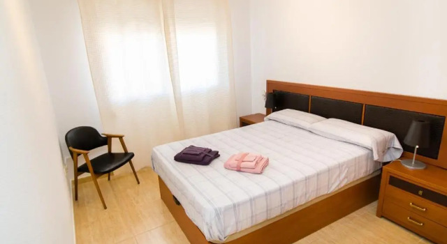 Apartamento de 4 dormitorios a tan sólo 2,5 km de la Playa San Juan