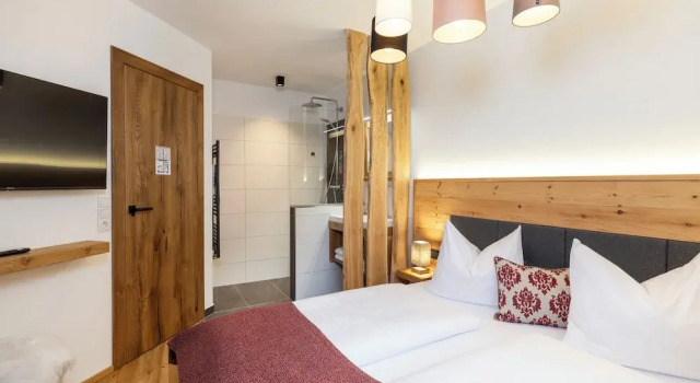 Апартаменты Superior HOLZLODGE DELUXE - Alpine Chalets - Bergblick Radstadt