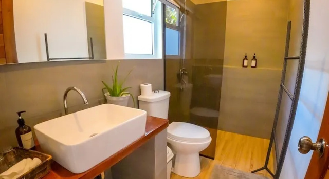 O podwyższonym standardzie pokój Yellow Mango Resort Bohol