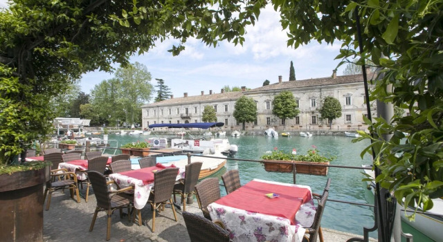 Peschiera 500m From Train Station & Lake