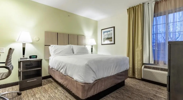 Двухместный номер Standard c 1 комнатой Candlewood Suites Lincoln by IHG