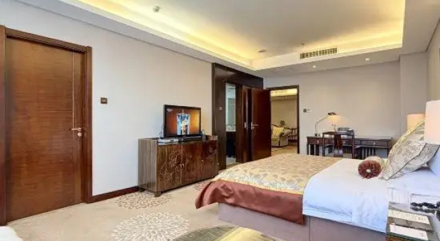 Люкс Deluxe Huayang Holiday Hotel