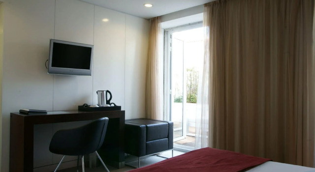 Двухместный номер Standard Hotel Jeronimos 8