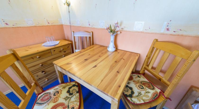 Elephant Hostel, Prenota Ostello Hotel a Vidzeme con parcheggio, Parcheggio