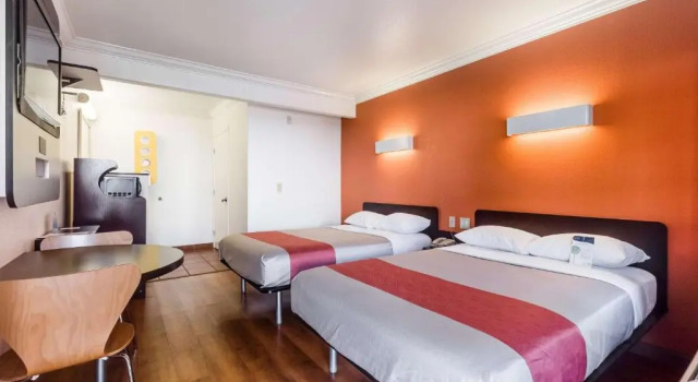 Четырёхместный номер Deluxe Motel 6-San Jose, CA - Convention Center