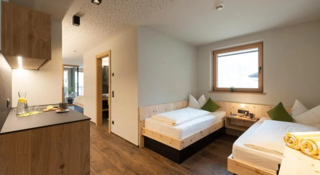 Четырёхместный номер Standard Hotel Maibad