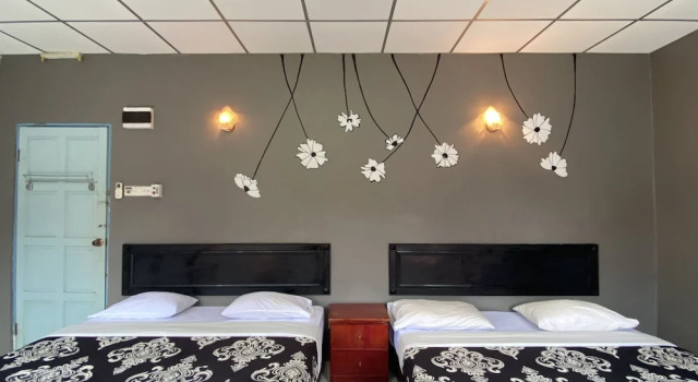 Семейный номер Standard с балконом SURIA BEACH RESORT Pangkor