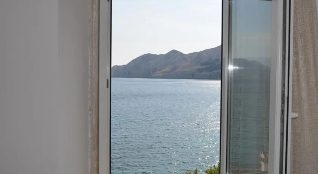 Apartment Neven, Забронировать Апартаменты/квартира Отели Башки с парковкой, рядом с Пляж Башка, Парковка