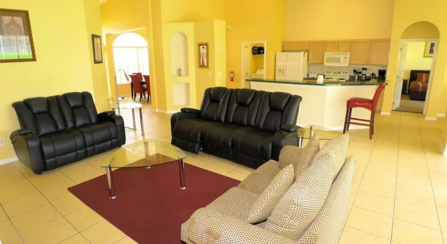 5 Bed Pool Home In Golf Community 131, Забронировать Дом для отпуска Виллы Давенпорт, рядом с Гольф-клуб "Хайлендс-Резерв", Вилла