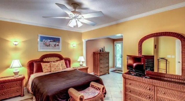 3214-fairway-oaks