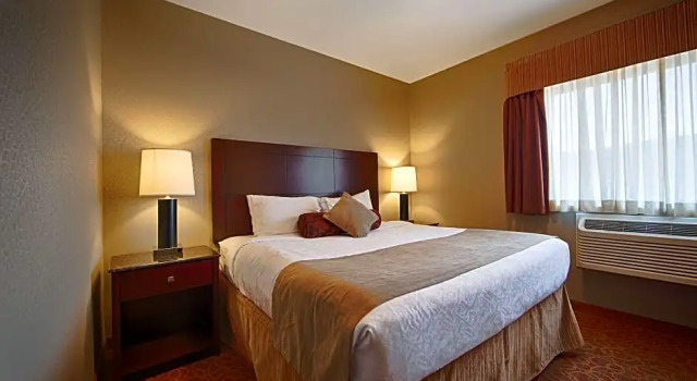 Люкс с 3 комнатами Best Western Williams Lake