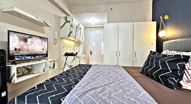 Homey Studio 1BR, Fast Wifi SMARTtv HotShower Tower H, Book Hotel Jakarta Jakarta Province