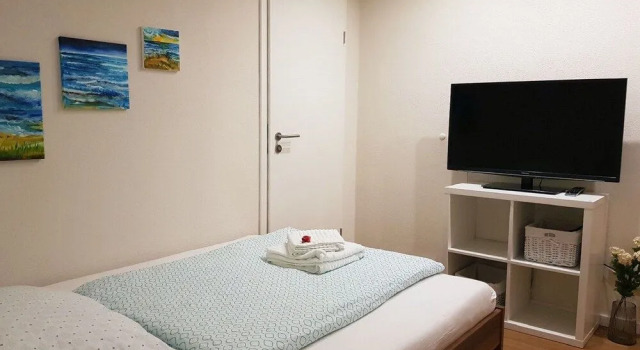 Gemütliche Ferienwohnung am Ortsrand, Boek Hotel Hotels in Odenwald met parkeren, Parkeren