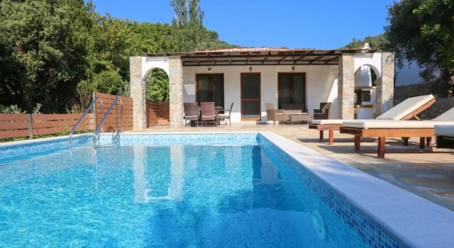 Вилла Skiathos Island Villas