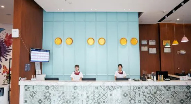 Gemei Hotel (Ganzhou Weiwu Plaza Jinqiao Building), Prenota Hotel Hotel a Anhui con parcheggio, Parcheggio
