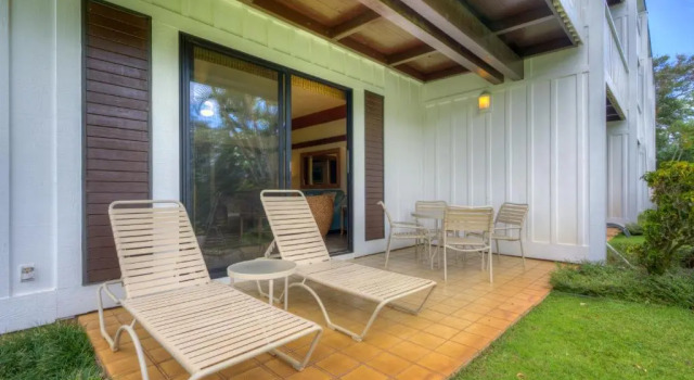 Люкс c 1 комнатой с видом на сад Kiahuna Plantation and Beach Bungalows by Castle