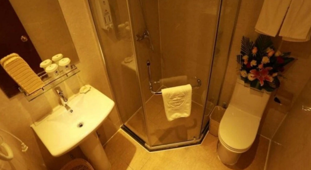 GreenTree Inn Sanya Hexi District Chunyuan Seafood Square Express Hotel, Book Hotel Sanya Hainan