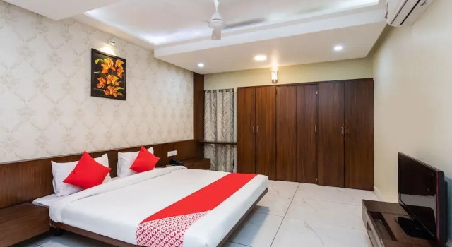 Nandan Resort by OYO Rooms, Rezerwuj Ośrodek wypoczynkowy Bhopal 