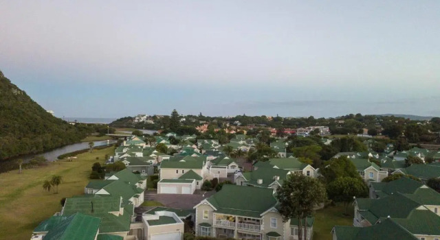 44 Riverclub Villas