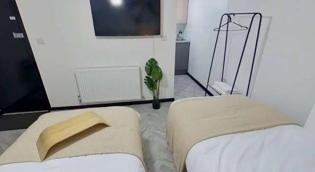 Hobbit Studio Flat - City Centre/a O Arena/parking, Забронировать Отель Солфорд Манчестер, рядом с Contact Theatre