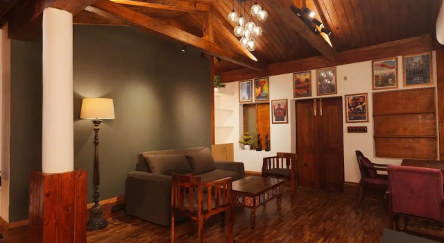 Aasmaani Cottage, Rezervovat Rekreační dům Mussoorie Uttarakhand