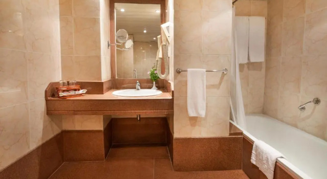 Двухместный номер Standard с видом на город Pyramisa Hotel Luxor