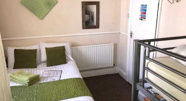 Residency hotel and Bar, Забронировать Отель Отели Ланкашир 3 звезды, 3*
