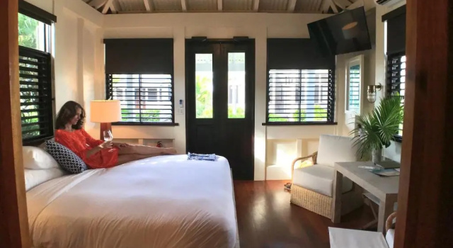 Двухместный коттедж Garden Mahogany Bay Resort and Beach Club, Curio Collection