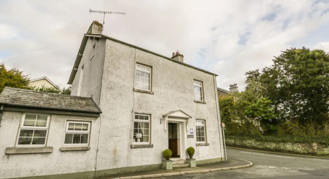 Old Bank House