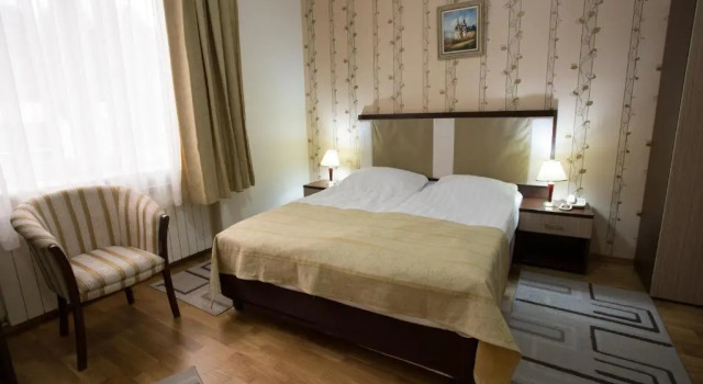 Трёхместный номер Standard Hotel Rina Cerbul