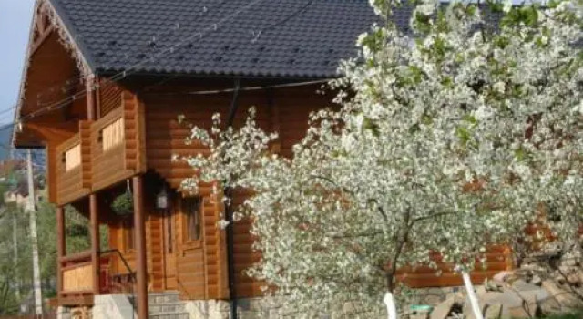 Eco Sadyba Familia, Prenota Casa vacanze Hotel a Ivano-Frankovsk con parcheggio, Parcheggio