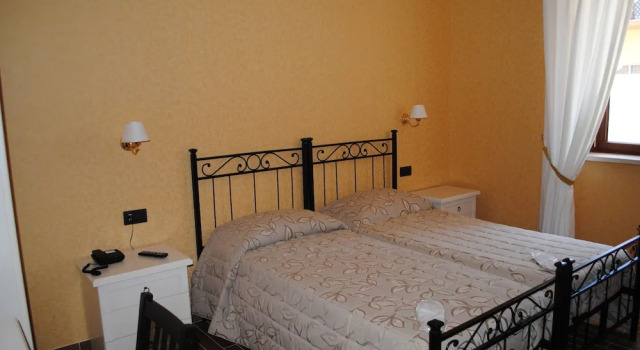 Hotel Maximo, Rezervovat Hotel Hotely v Lazio s parkováním, Parkování
