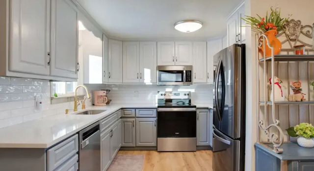 Апартаменты 2 Mi to Old Town: Pet-friendly Home Base in Arvada