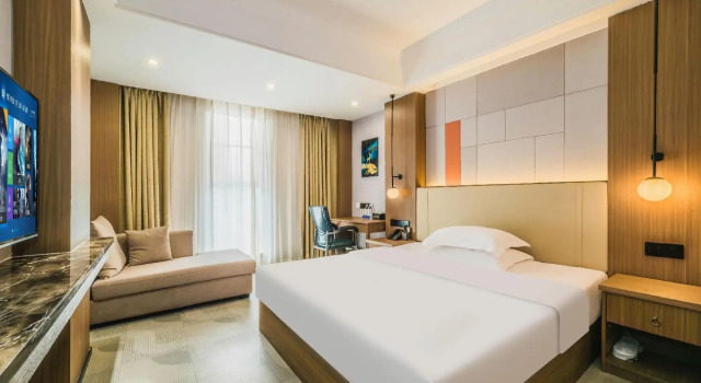 Holiday Inn Rome (Liyang High-speed Railway Station), Book Hotel Hotels in Shaoyang County with Parking, Parking