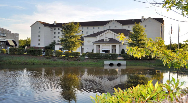 Кровать в общем номере Homewood Suites by Hilton Richmond - Airport