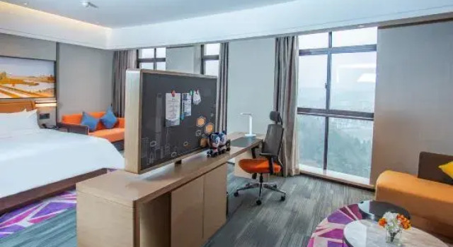 Люкс Hampton by Hilton Chongqing Qianjiang